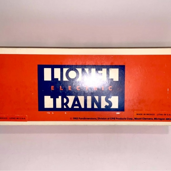 NIB Lionel Trains #6-9451 O-Gauge “Famous American RR Southern Box Car” 1983 - Picture 3 of 7